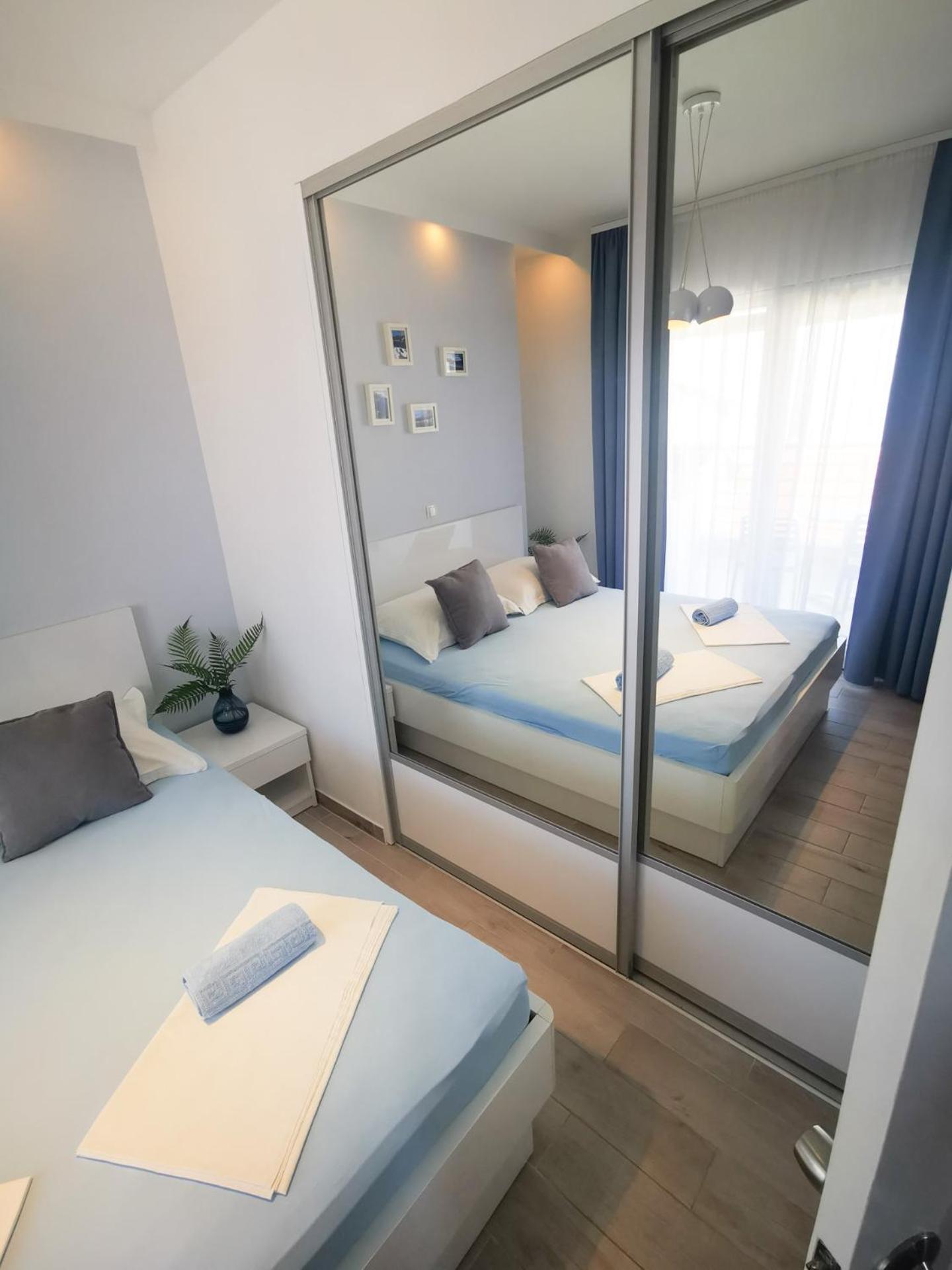 Rita Apartments - Sea-View Apartment 2Plus1 Tučepi Eksteriør bilde